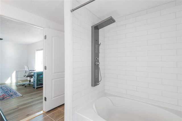 6155 W Lonnie Lane, Golden Valley, AZ 86413