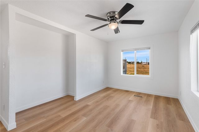 6155 W Lonnie Lane, Golden Valley, AZ 86413