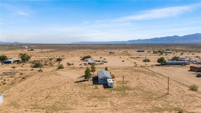 6155 W Lonnie Lane, Golden Valley, AZ 86413