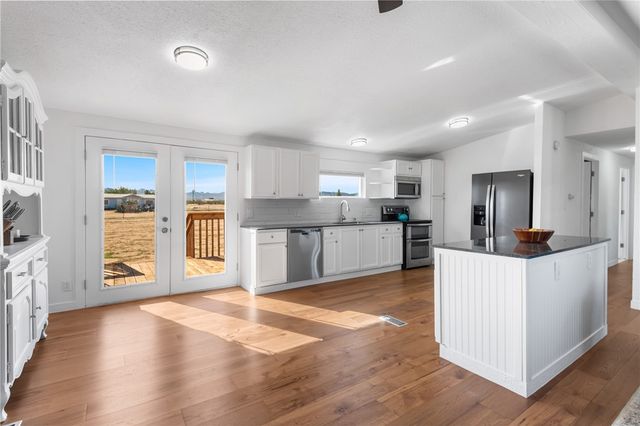 6155 W Lonnie Lane, Golden Valley, AZ 86413