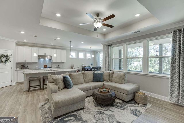 5188 Watchmans Cove, Gainesville, GA 30504