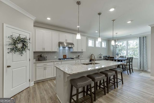 5188 Watchmans Cove, Gainesville, GA 30504