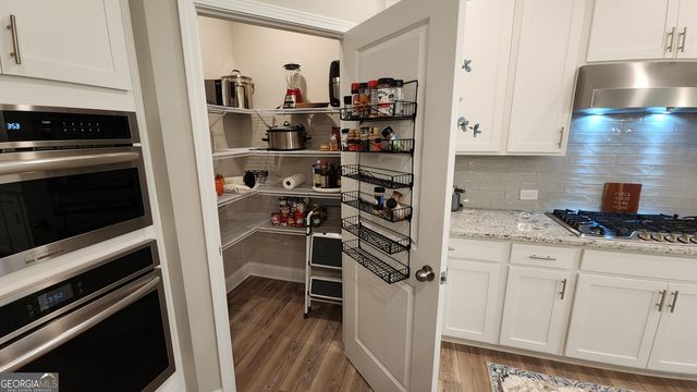 5188 Watchmans Cove, Gainesville, GA 30504