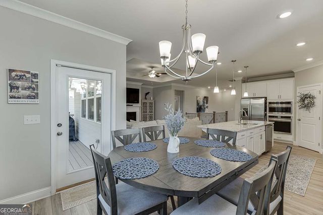 5188 Watchmans Cove, Gainesville, GA 30504