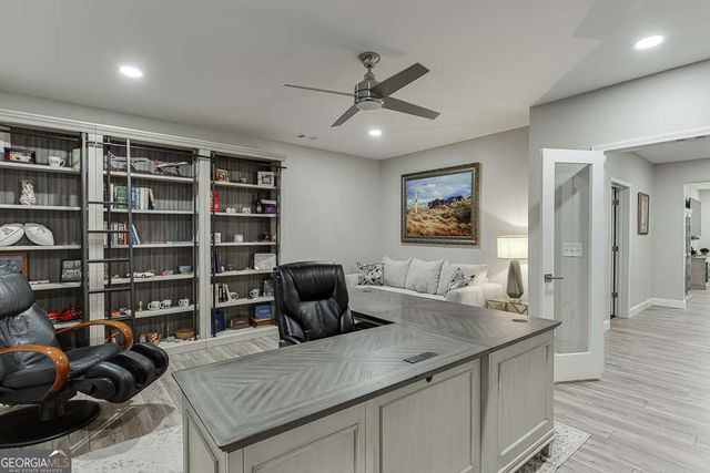 5188 Watchmans Cove, Gainesville, GA 30504