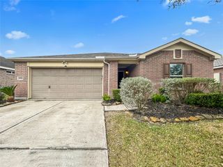 2760 Rio Bella Court, League City, TX 77573