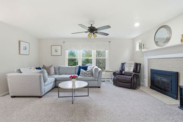 18 W End Way 18, Norwell, MA 02061
