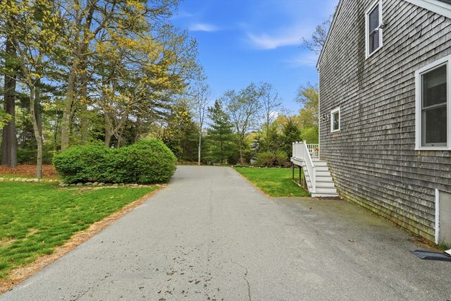 18 W End Way 18, Norwell, MA 02061