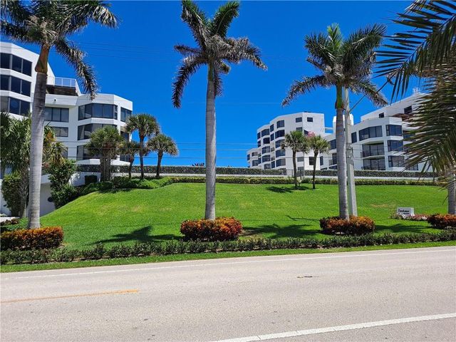 2565 S Ocean Boulevard 201n, Highland Beach, FL 33487