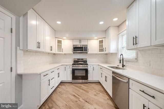 100 CLARENDON AVE, Pikesville, MD 21208