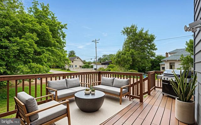 100 CLARENDON AVE, Pikesville, MD 21208