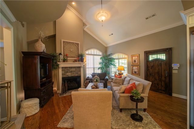 2403 NW Trinity Way, Bentonville, AR 72712