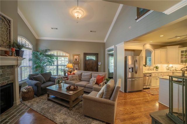 2403 NW Trinity Way, Bentonville, AR 72712