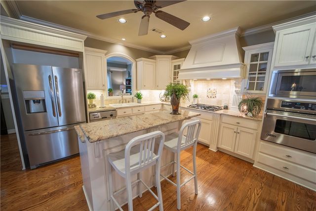 2403 NW Trinity Way, Bentonville, AR 72712