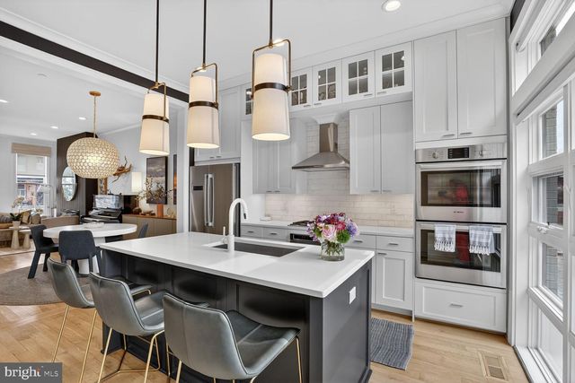 1305 D ST SE, Washington, DC 20003