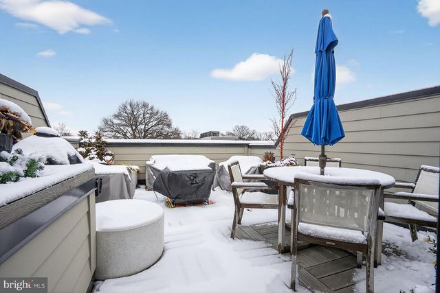 1305 D ST SE, Washington, DC 20003