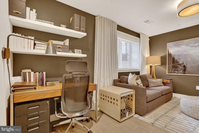 1305 D ST SE, Washington, DC 20003