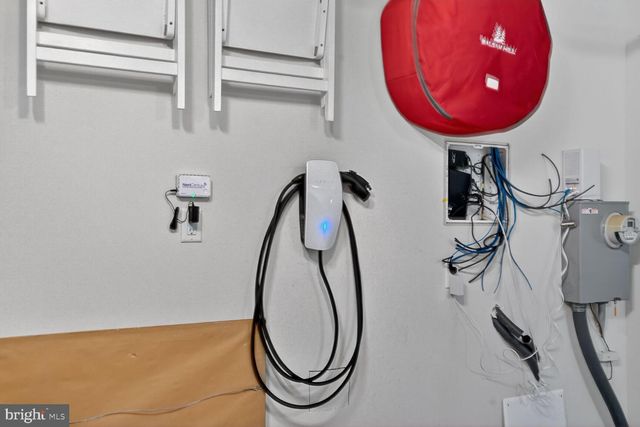 1305 D ST SE, Washington, DC 20003