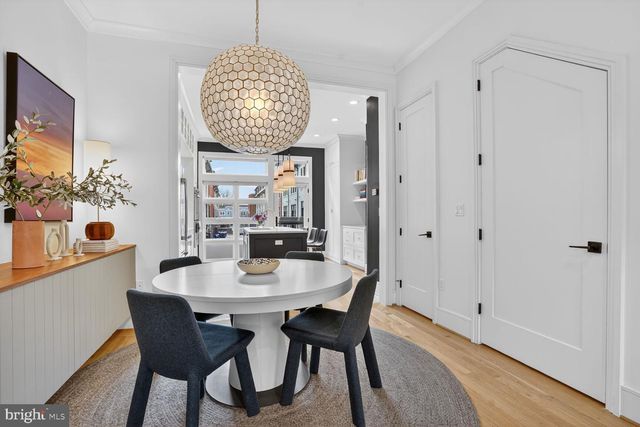 1305 D ST SE, Washington, DC 20003