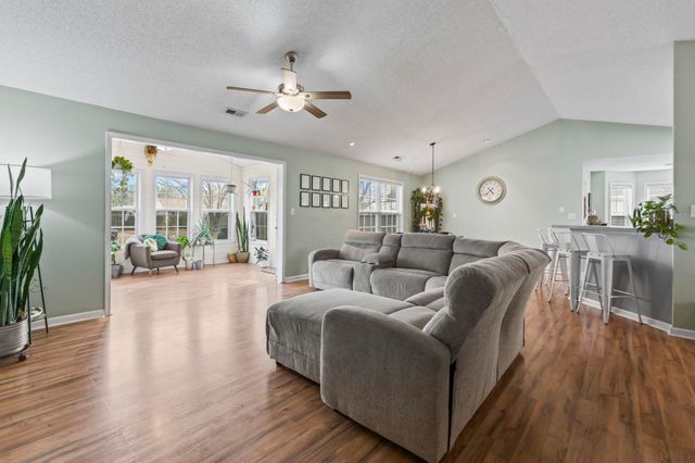 109 Adrianna Circle, Conway, SC 29526