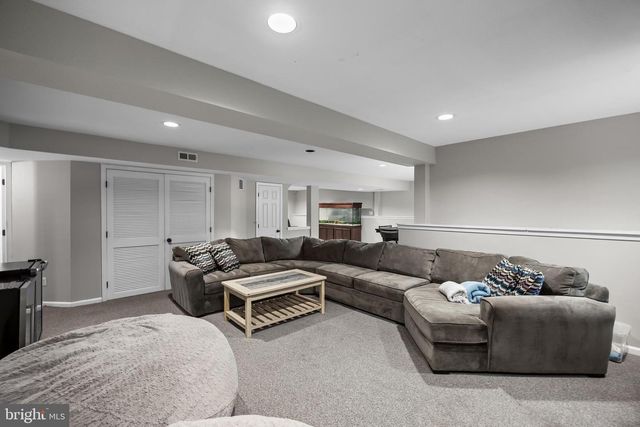 228 QUAKERBRIDGE CT, Moorestown, NJ 08057