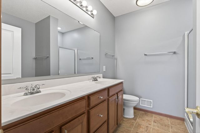 1236 Vernon Drive, Carver, MN 55315