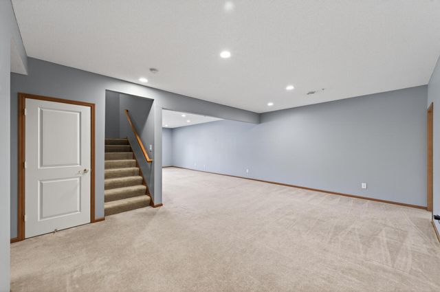 1236 Vernon Drive, Carver, MN 55315