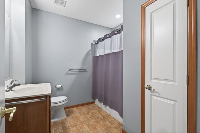1236 Vernon Drive, Carver, MN 55315
