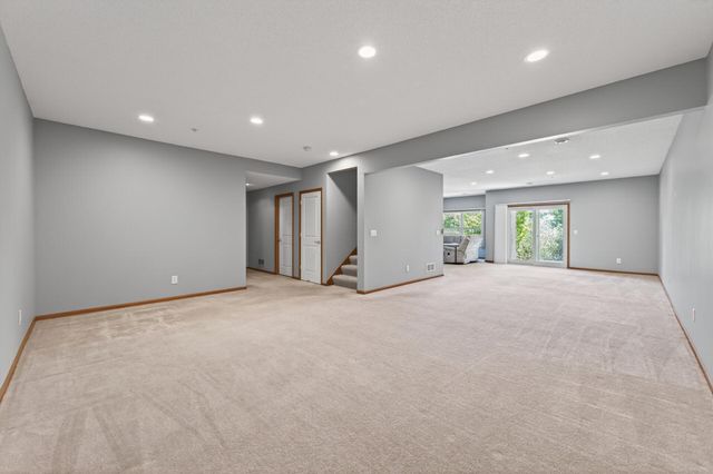 1236 Vernon Drive, Carver, MN 55315