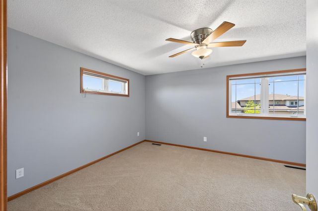 1236 Vernon Drive, Carver, MN 55315