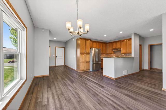1236 Vernon Drive, Carver, MN 55315