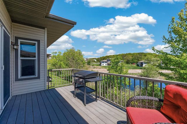 1236 Vernon Drive, Carver, MN 55315
