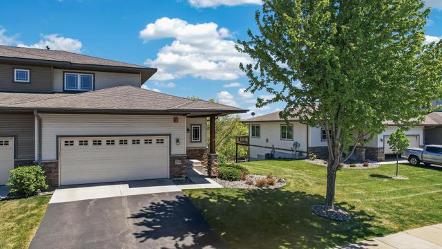 1236 Vernon Drive, Carver, MN 55315