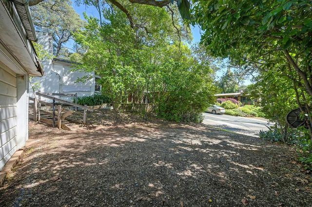 160 Palmyra St, Auburn, CA 95603