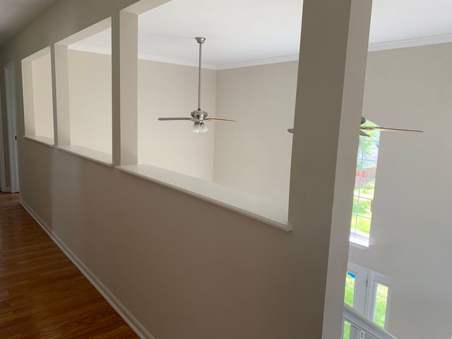 949 Harriet Avenue, Aurora, IL 60505