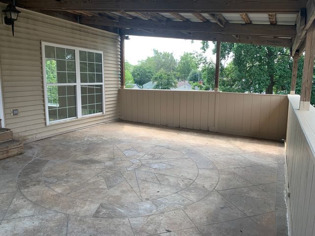949 Harriet Avenue, Aurora, IL 60505