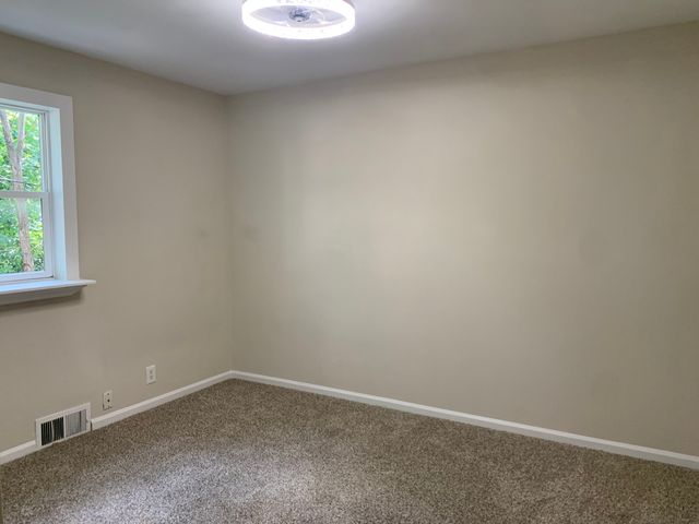 949 Harriet Avenue, Aurora, IL 60505