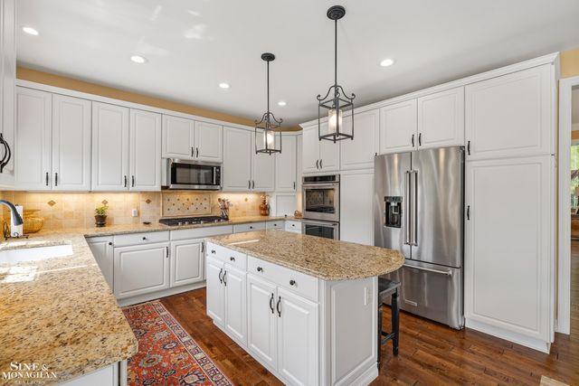 41719 Sudbury Court, Novi, MI 48375