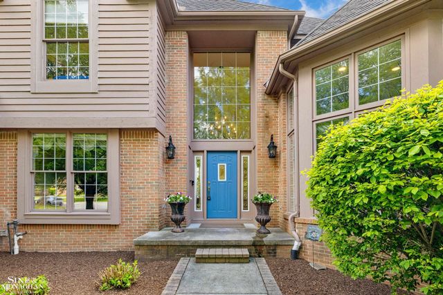41719 Sudbury Court, Novi, MI 48375