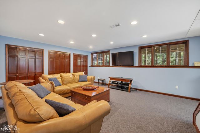 41719 Sudbury Court, Novi, MI 48375