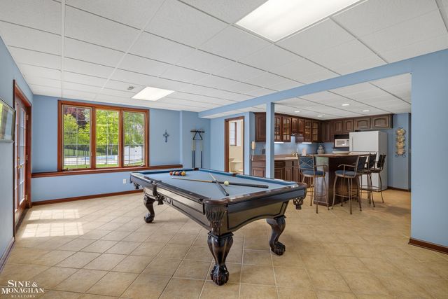 41719 Sudbury Court, Novi, MI 48375