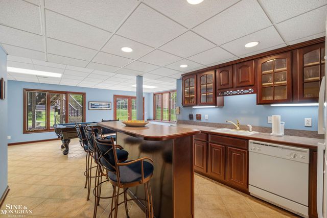 41719 Sudbury Court, Novi, MI 48375