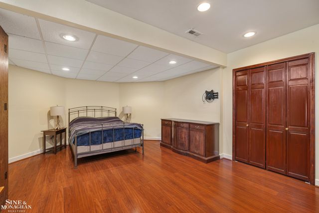 41719 Sudbury Court, Novi, MI 48375
