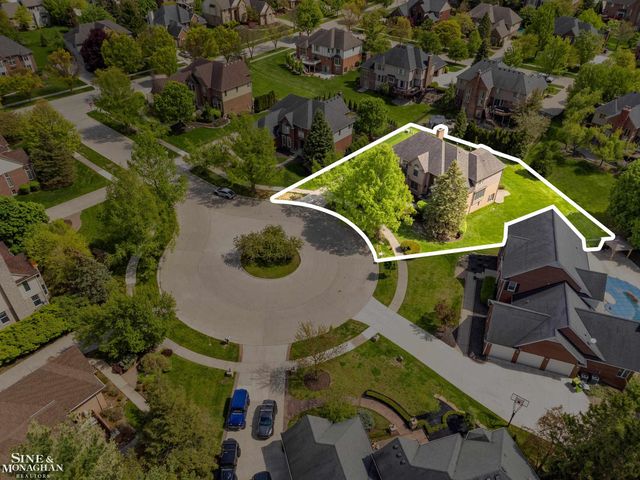 41719 Sudbury Court, Novi, MI 48375