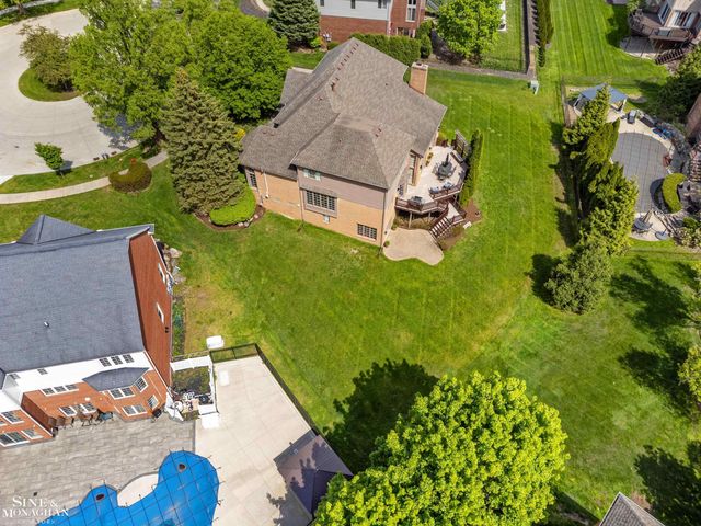 41719 Sudbury Court, Novi, MI 48375