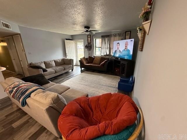 613 Valley Drive, Russellville, AR 72802