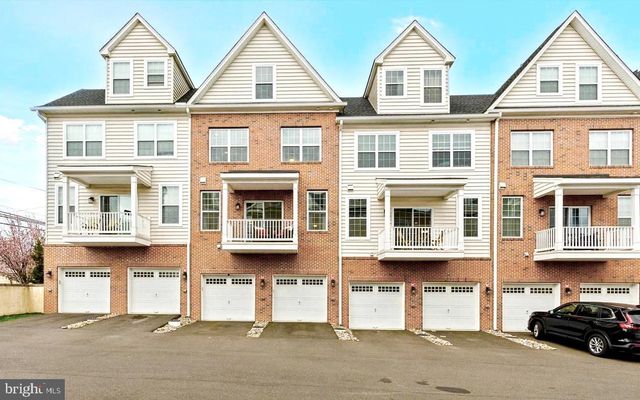 29 N MITCHELL AVE, Lansdale, PA 19446