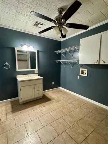 106 S 10th Street, Oberlin, LA 70655