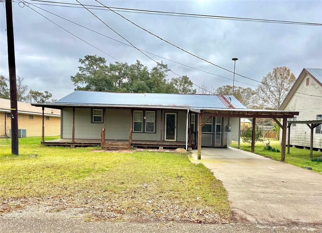 106 S 10th Street, Oberlin, LA 70655
