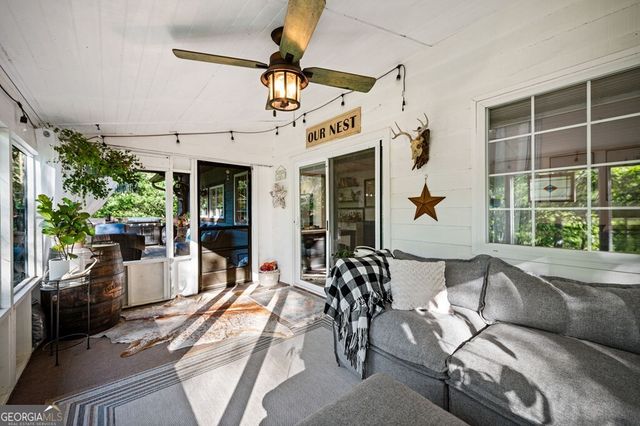 390 Sunnybrook Road, Blue Ridge, GA 30513